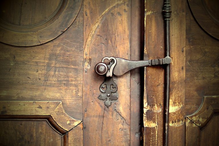 close up of a door latch locked